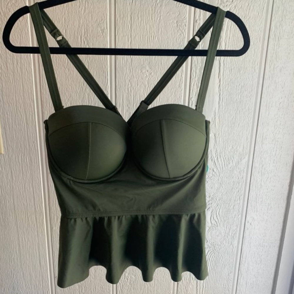 NWT Torrid Army Green Tankini Swim Top